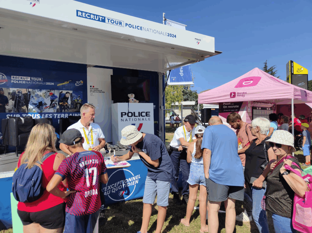 photo police tour